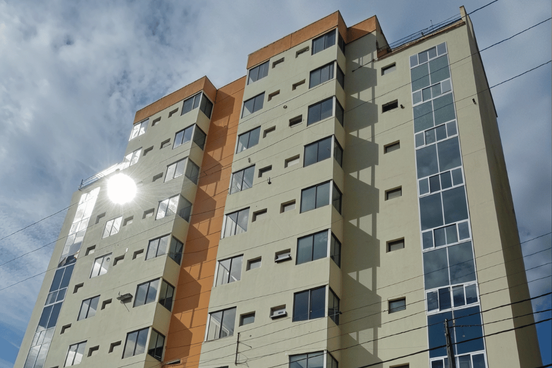 Fachada do prédio Spot São Carlos — Próximo à USP e Shopping Passeio